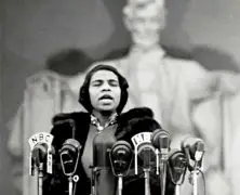Marian Anderson Sings at the Lincoln Memorial